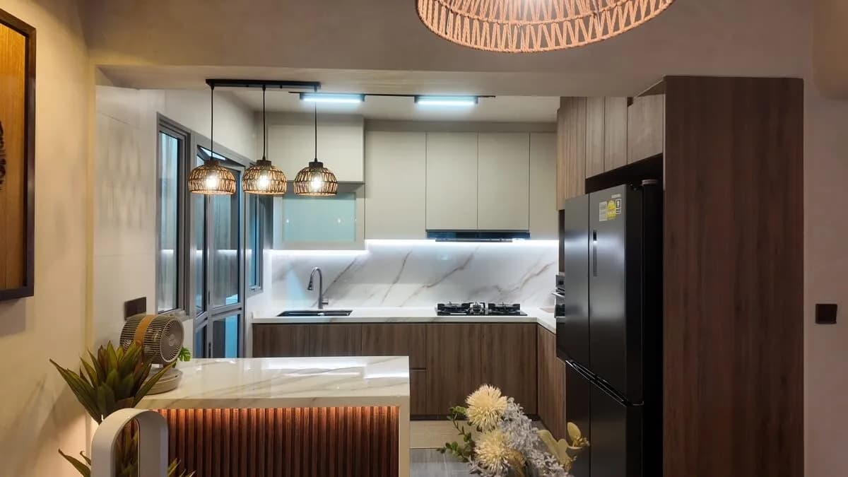 Renovation Contractor vs Interior Designer in Singapore: What's the Difference?